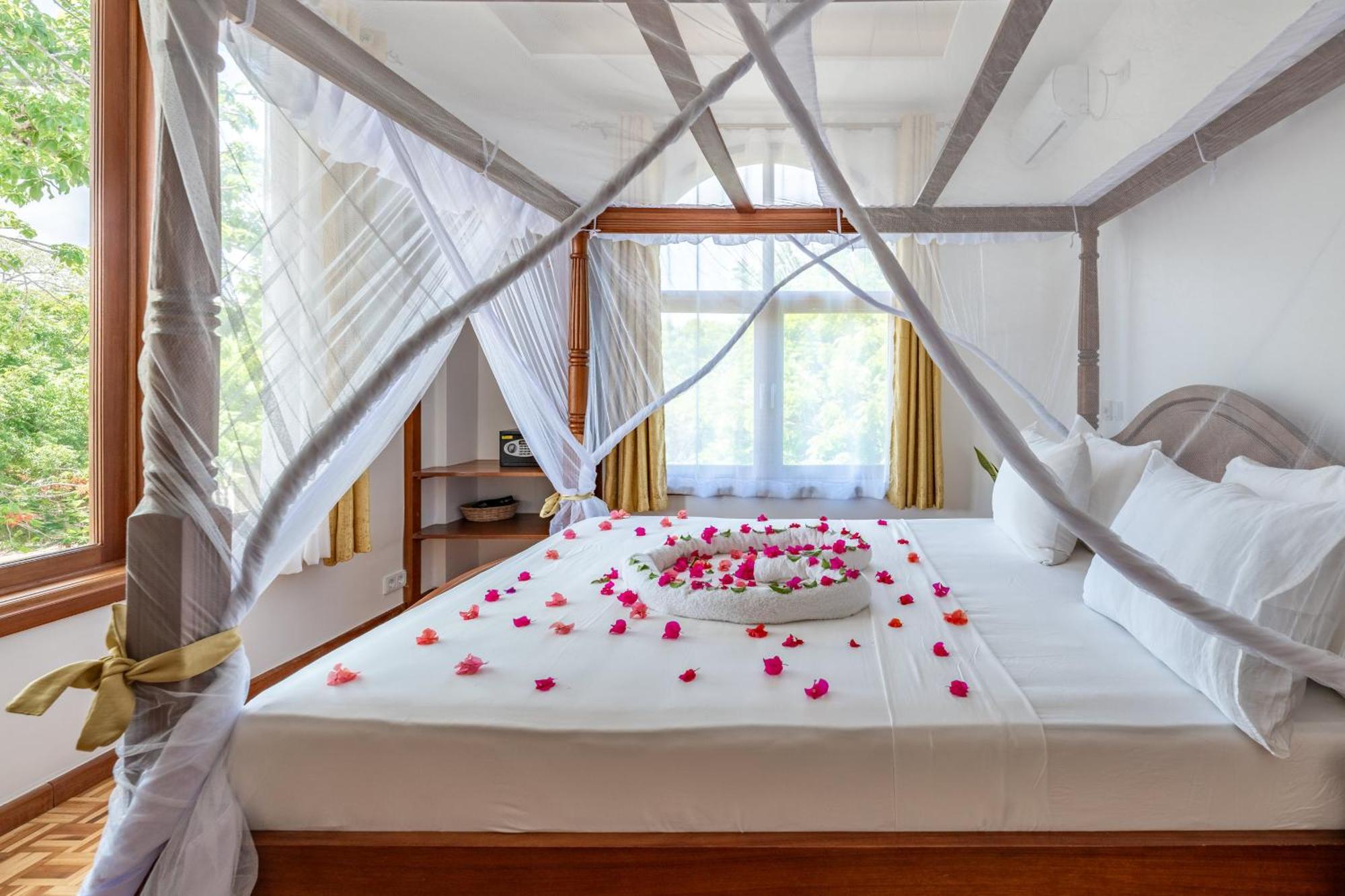 Villa Branca Diani Boutique Luxury & Personalized Service Diani Beach Zewnętrze zdjęcie